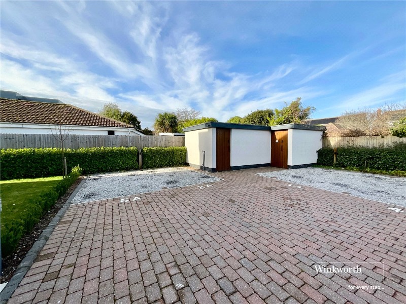 Wharncliffe Road, Highcliffe, Christchurch, Dorset, BH23