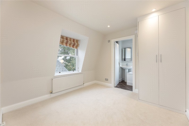 Oakhill Road, London, SW15