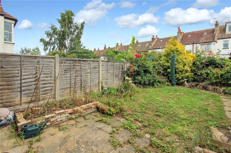 Oakleigh Park Drive, Leigh-on-Sea, Essex, SS9