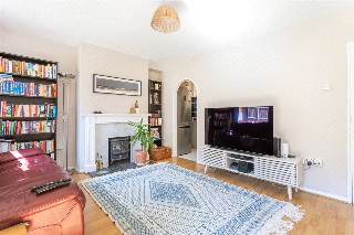 Limpsfield Avenue, London, SW19