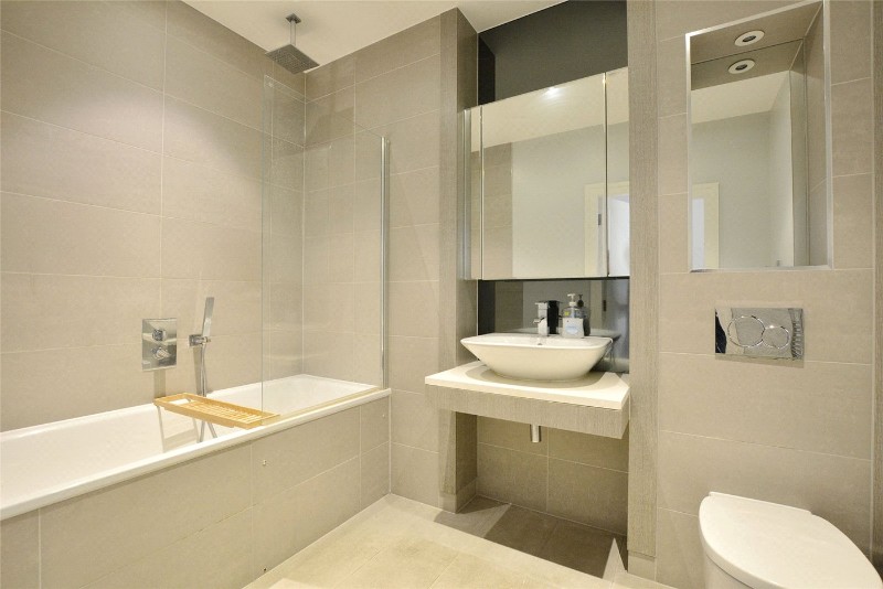 Granite Apartments, 30 River Gardens Walk, London, SE10