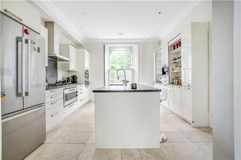 Castelnau, Barnes, London, SW13