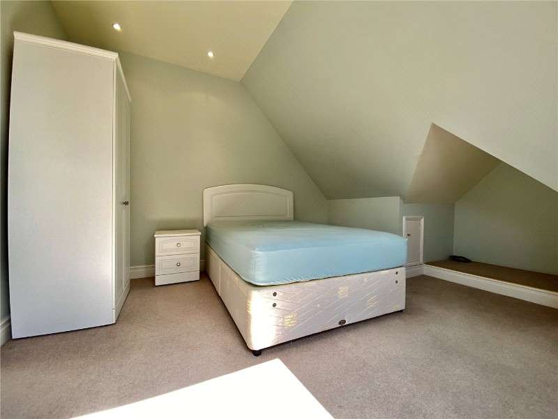 Groveley Road, Bournemouth, BH4