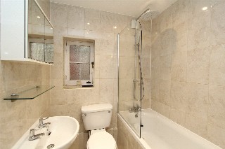 Kings Avenue, Ealing, London, UK, W5