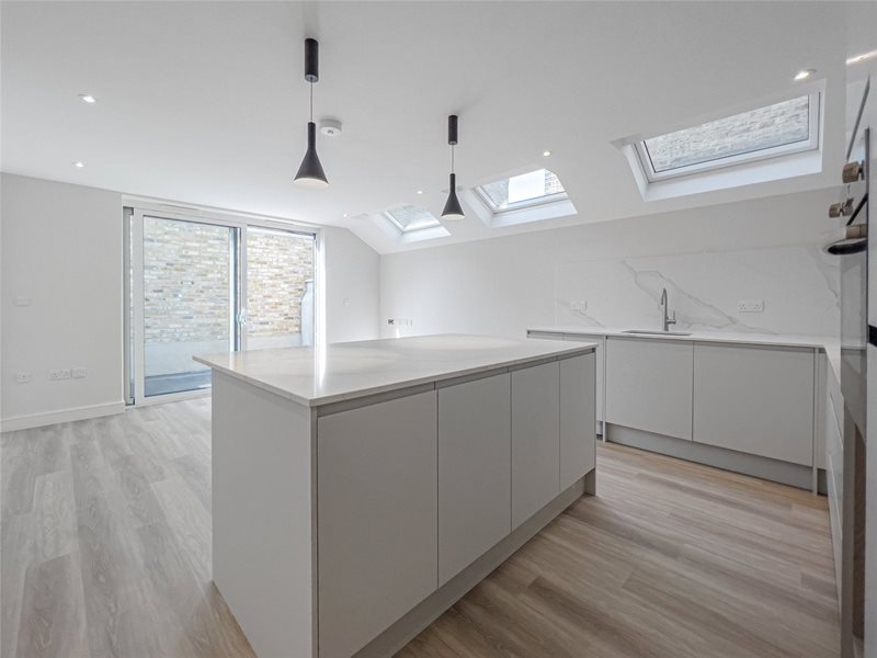 Purves Road, London, NW10