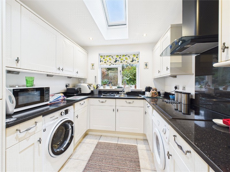 Threshers Terrace, Threshers, Crediton, Devon, EX17