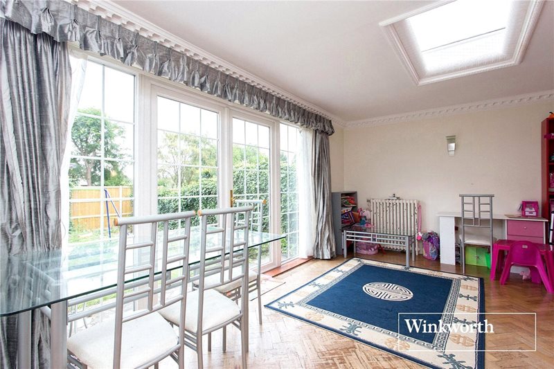 Hendon Avenue, Finchley, London, N3