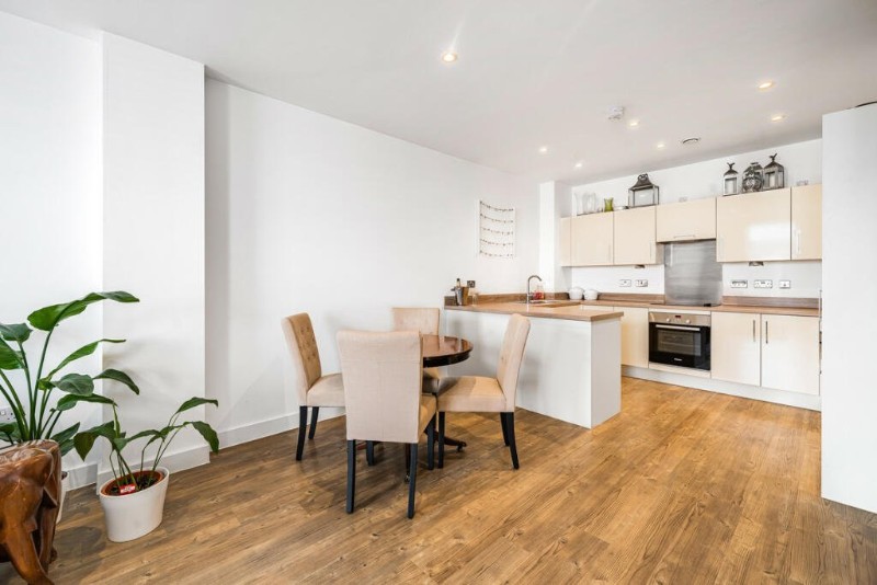 Albion Street, Cheltenham, GL52