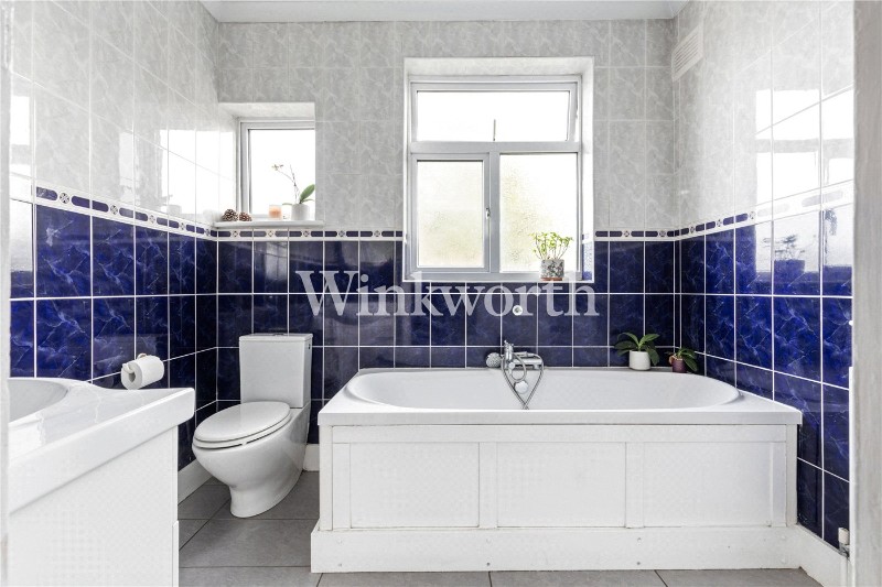 Waterfall Road, London, N11