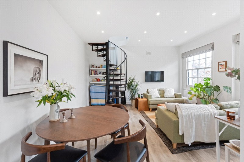 Liverpool Road, London, N7