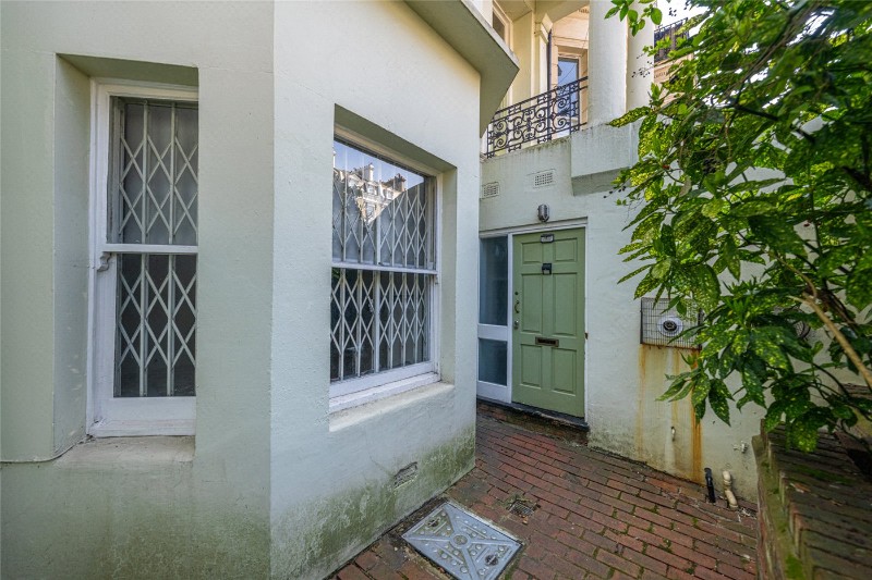 Sutherland Avenue, London, W9