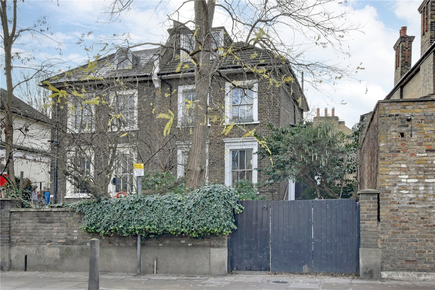 Woolwich Road, Greenwich, London, SE10