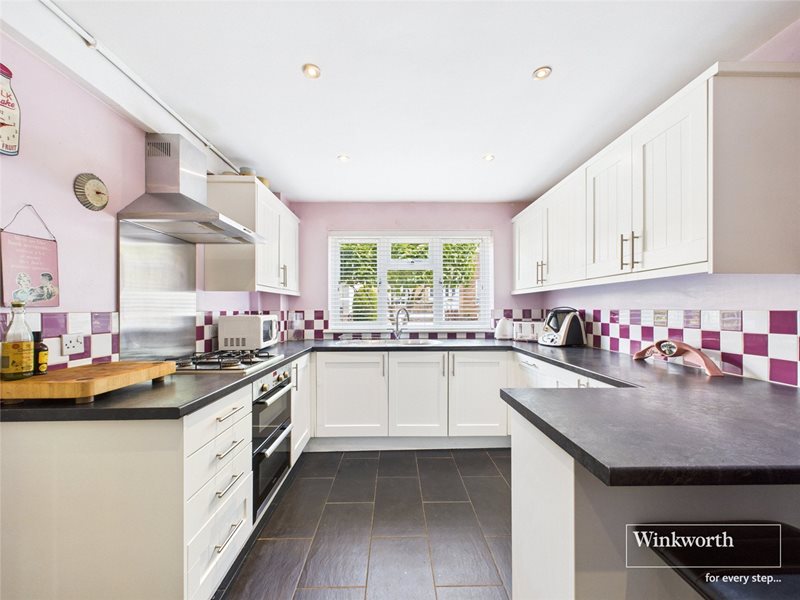 Elizabeth Walk, Reading, Berkshire, RG2