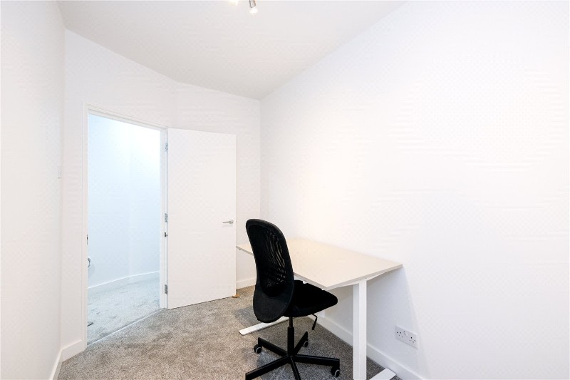 Rosebery Court, London, EC1R
