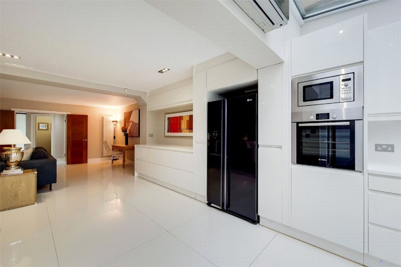 Court Close, St John's Wood Park, St John's Wood, London, NW8