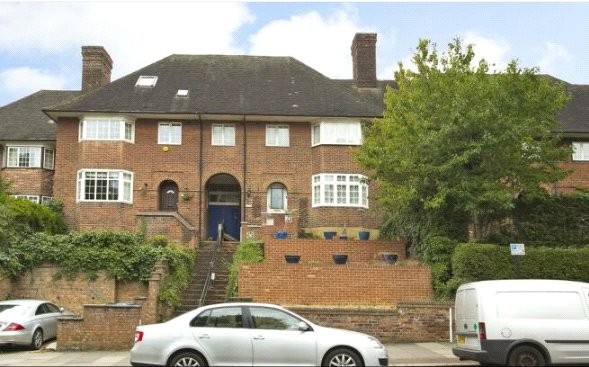Well Hall Road, London, SE9