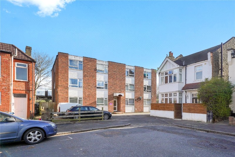 Delamere Road, London, SW20