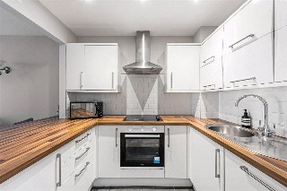 Plumbers Row, London, E1