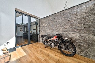 Echo Barn Lane, Wrecclesham, Farnham, Surrey, GU10