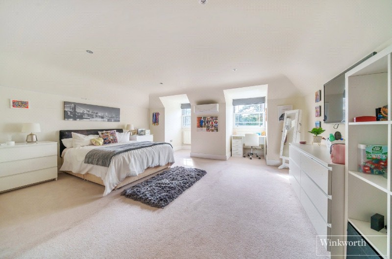 Knowle Grove, Virginia Water, Surrey, GU25