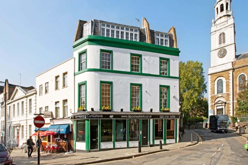 Clerkenwell Green, London, EC1R