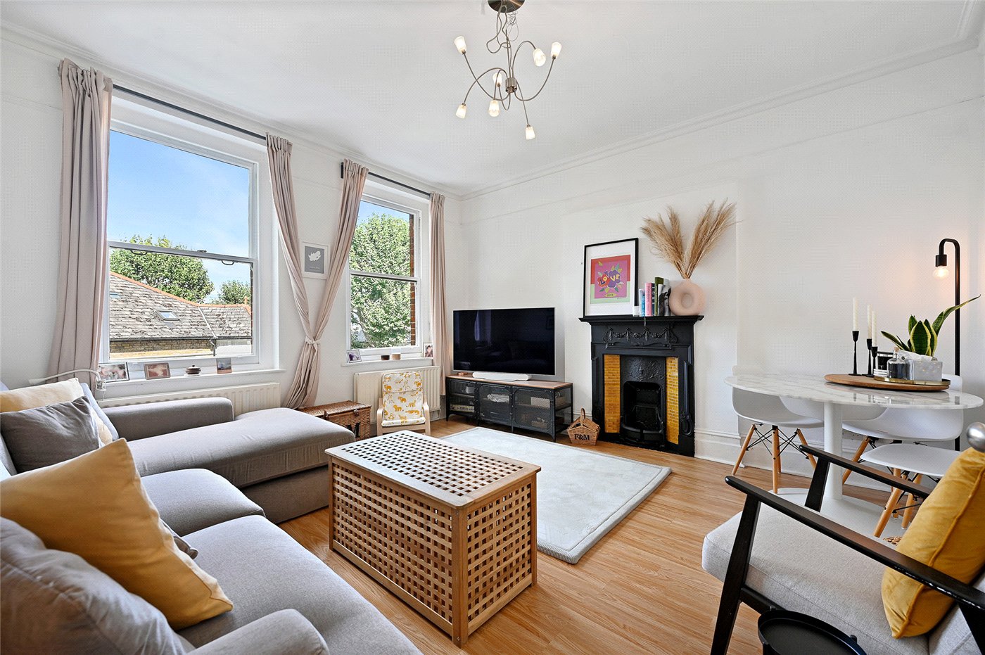 Hammersmith Bridge Road, London, W6