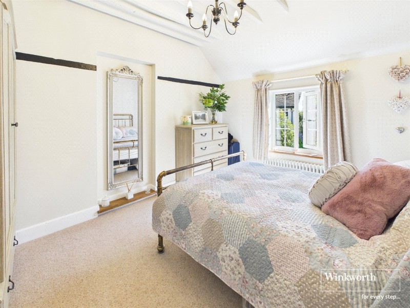 Burys Bank Road, Greenham, Thatcham, Berkshire, RG19