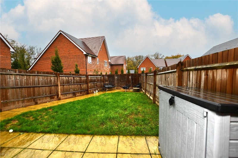 Dairy Road, Finchwood Park, Wokingham, Berkshire, RG40