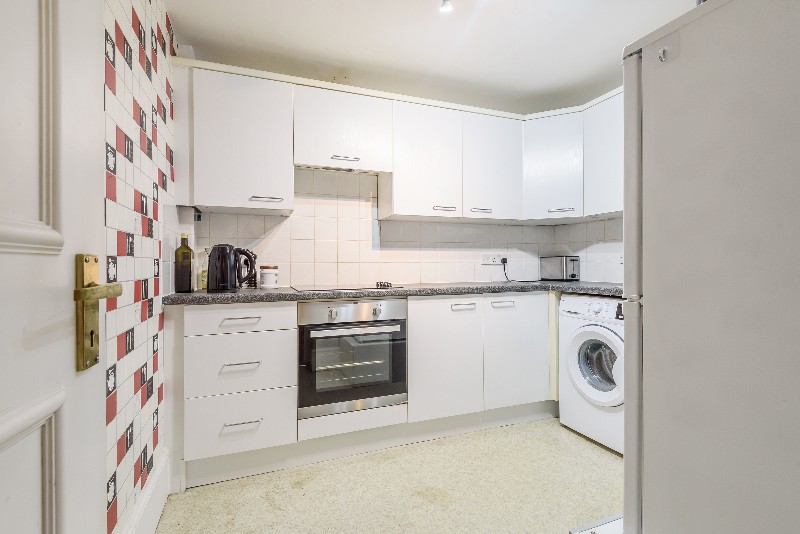 Sutherland Avenue, Maida Vale, London, W9