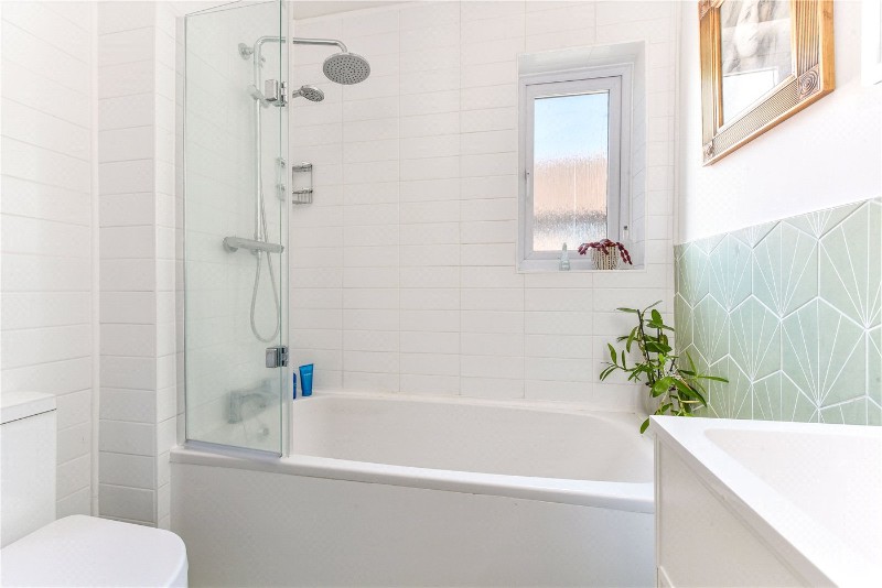 Wheatear Drive, Petersfield, Hampshire, GU31