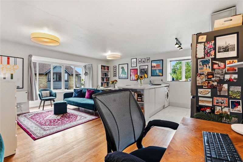 Linwood Close, London, SE5