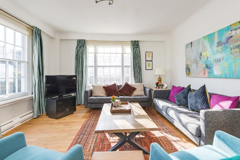 Apsley House, Finchley Road, St John's Wood, London, NW8