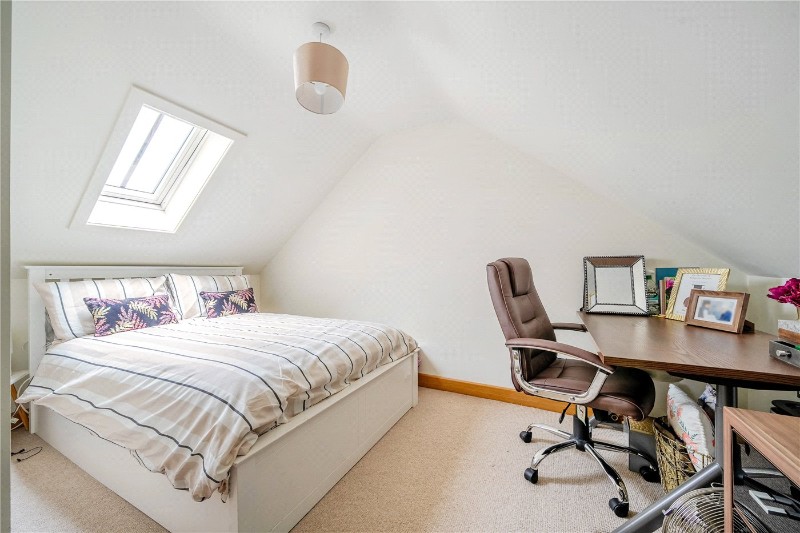 Tilford Street, Tilford, Farnham, Surrey, GU10