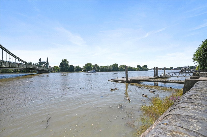 Digby Mansions, Hammersmith Bridge Road, London, W6