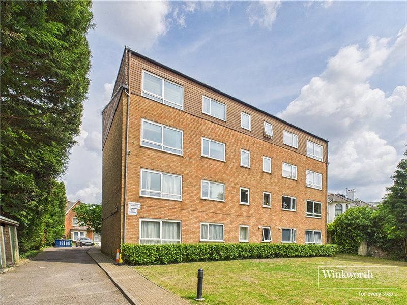 Sunningfields Road, Hendon, NW4