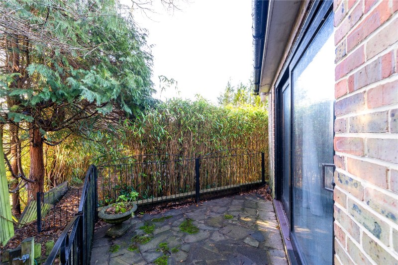 Kingswood Close, Weybridge, Surrey, KT13