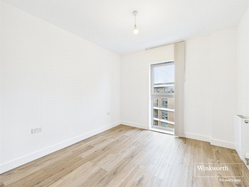 Flagstaff Road, Bankside Gardens, Reading, Berkshire, RG2