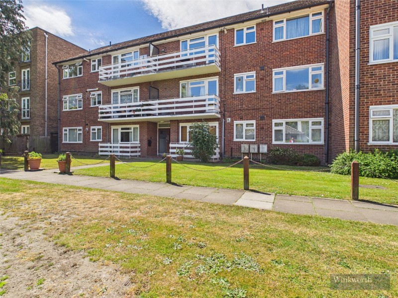 St. Andrew's Square, Surbiton, KT6