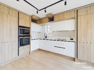 Old Brewery Court, 12a Omers Rise, Burghfield Common, Reading, RG7