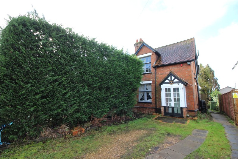 Hogg Lane, Elstree, Borehamwood, Hertfordshire, WD6