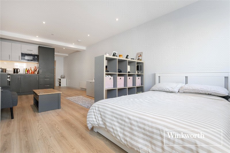 Shakespeare Road, London, N3