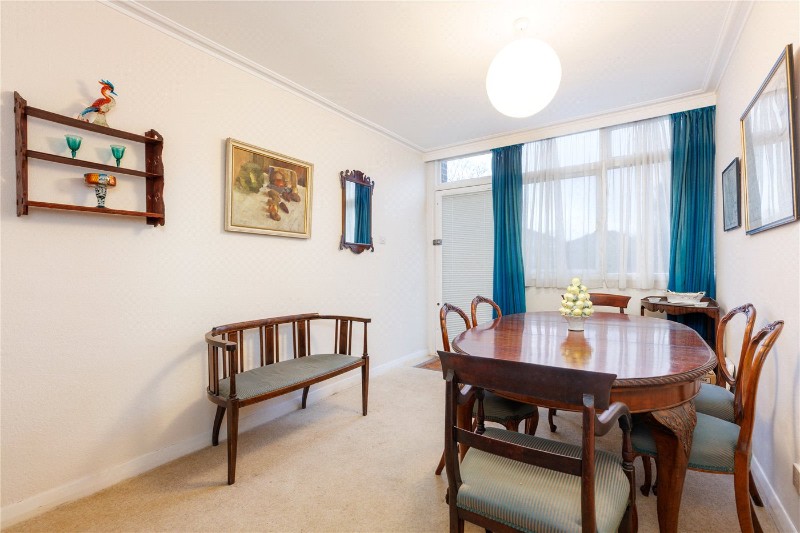 Arlesey Close, London, SW15