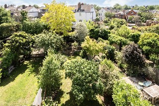 Lower Common South, London, SW15