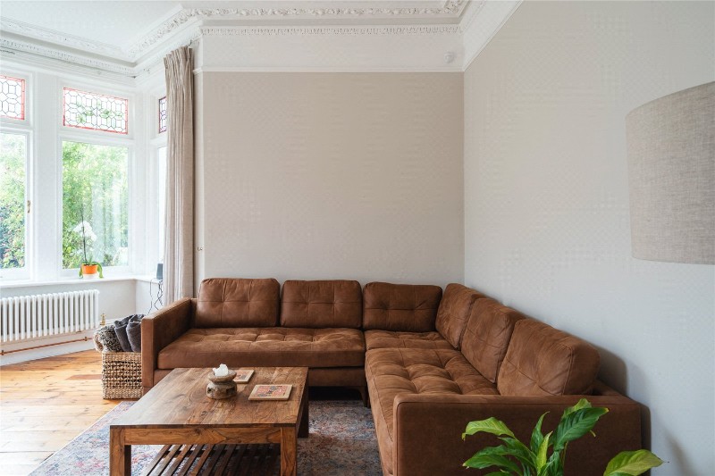Salford Road, London, SW2
