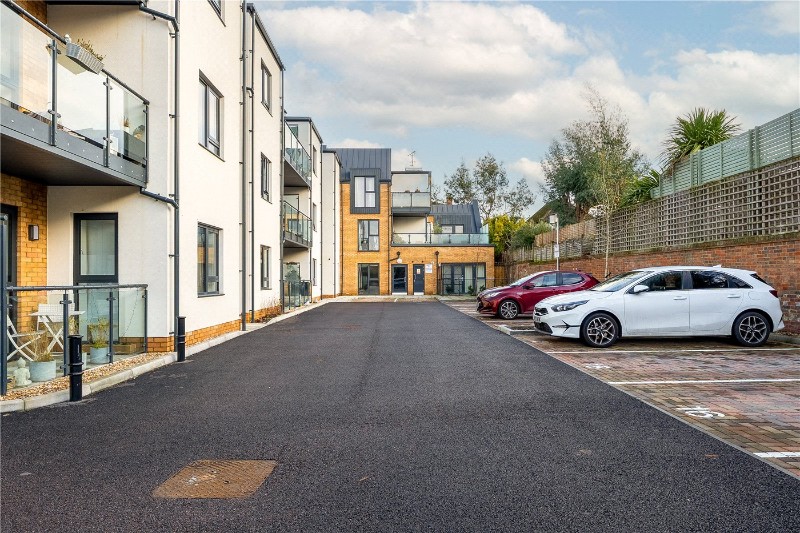 Beales Lane, Weybridge, Surrey, KT13