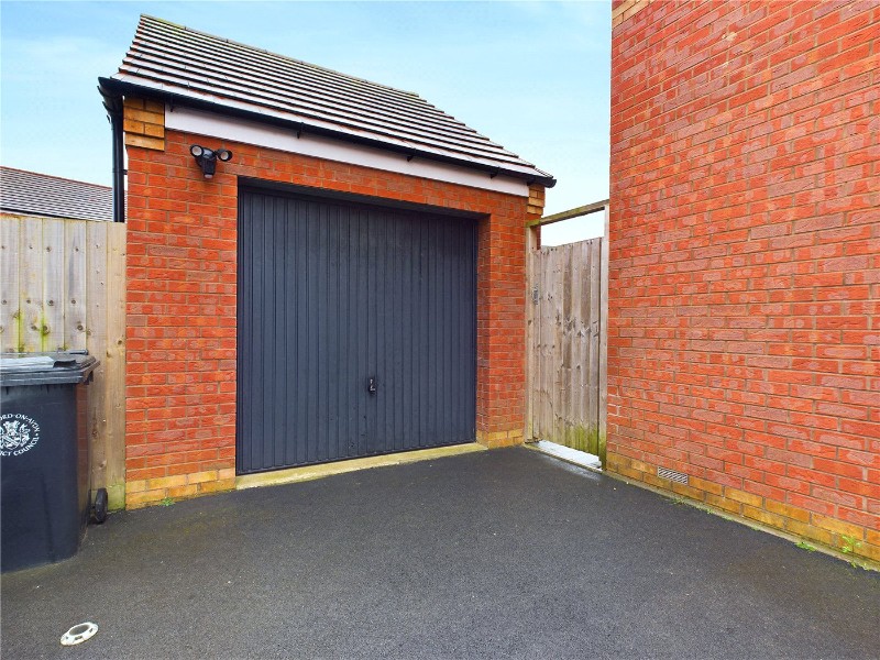 Swordfish Avenue, Southam, Warwickshire, CV47