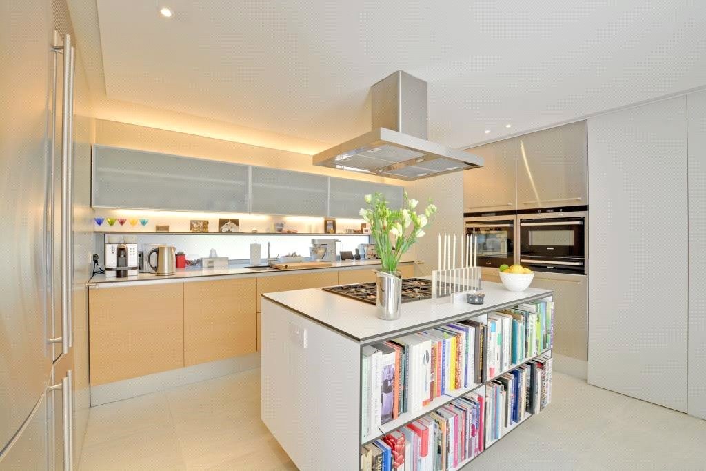 4 bedroom property for sale in Heathway, Blackheath, SE3 (Ref BLA210292