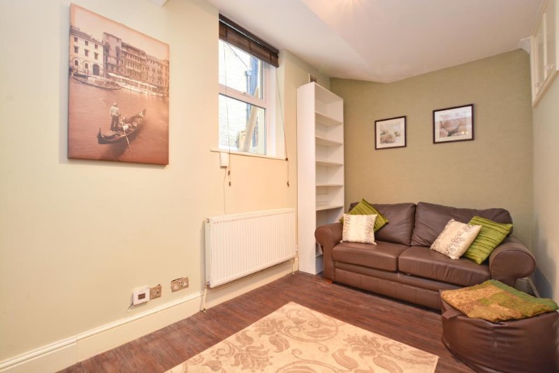 Kidbrooke Park Road, Blackheath, London, SE3