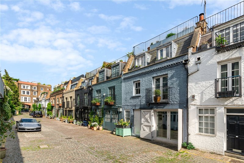 St. Lukes Mews, London, W11