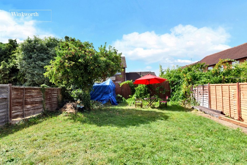 Ardrossan Gardens, Worcester Park, Surrey, KT4